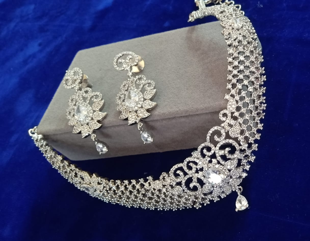 Aarzoo Jewellers